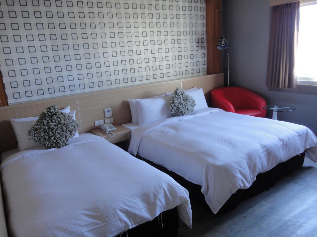 Royal Hotel Маґун Номер фото