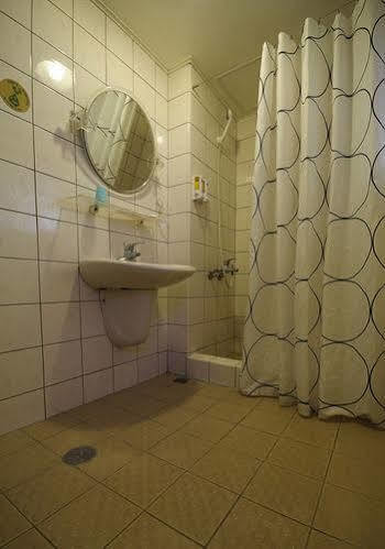 Royal Hotel Маґун Екстер'єр фото